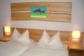 Karpfenhotel & Herrenhaus im Gasthaus Sindel-Buckel, Feuchtwangen
